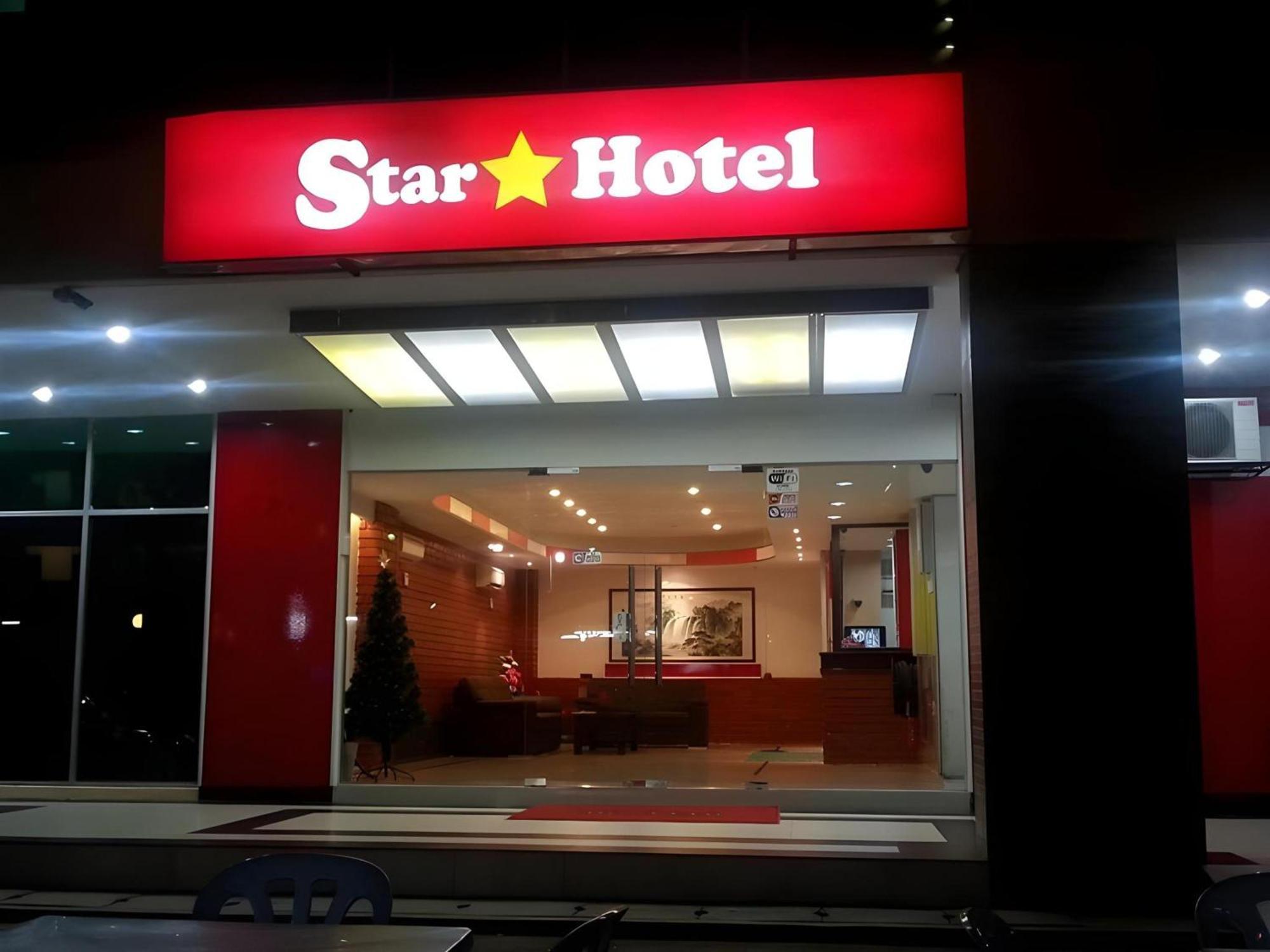 Oyo1055巴都洞穴之星酒店 黑风洞 外观 照片